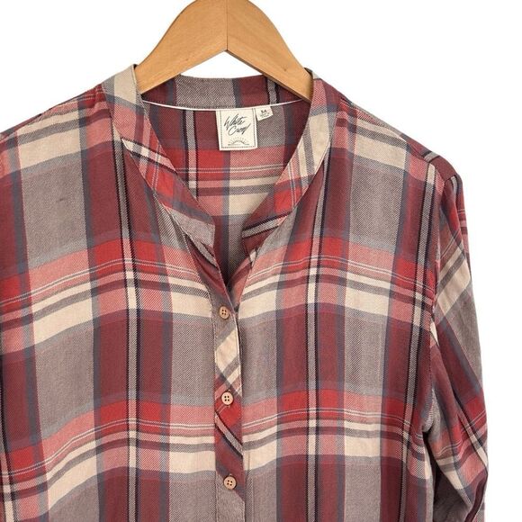 White Crow rust burnt orange plaid button up size medium - Picture 2 of 6